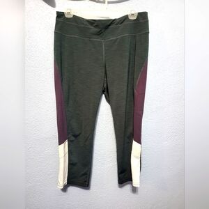 Tangerine capris leggings